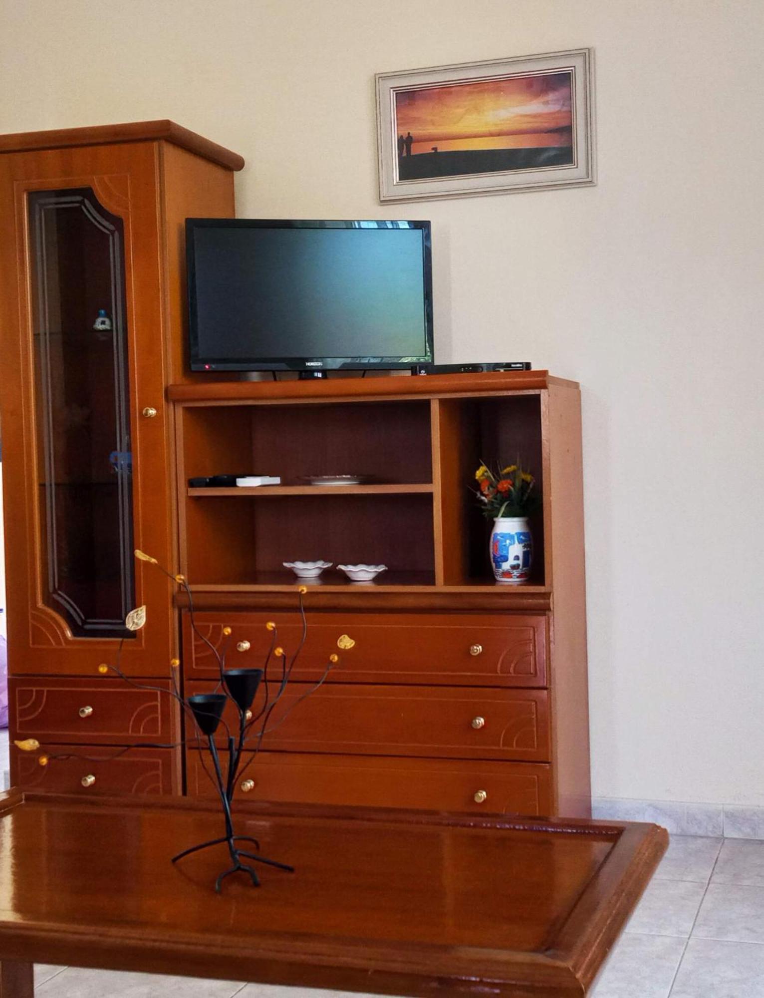Marilen Apartment Livadia  Room photo